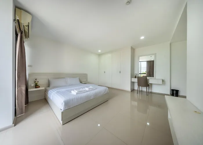 Shin Patara Living 3*
